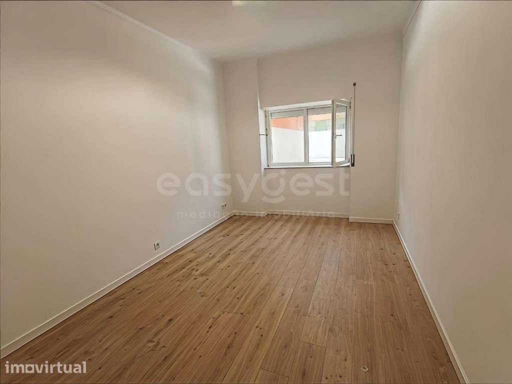 Apartamento T4 na Cruz de Pau - Grande imagem: 4/16