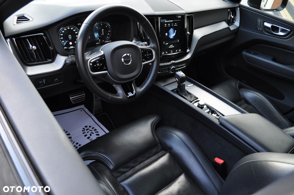 Volvo XC 60 D4 SCR R-Design - 35