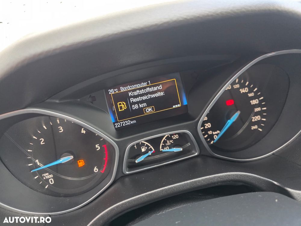 Ford Focus 1.5 TDCi DPF Start-Stopp-System Business - 11
