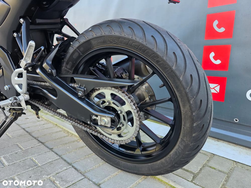 Yamaha MT - 7