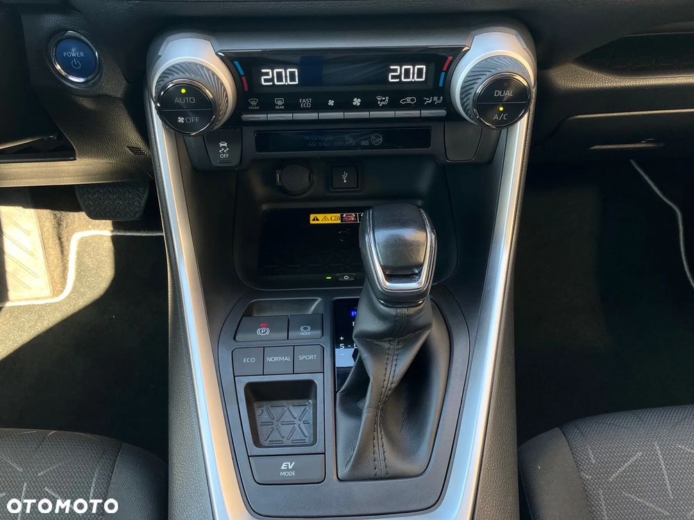 Toyota RAV4 2.5 Hybrid Comfort 4x2 - 32