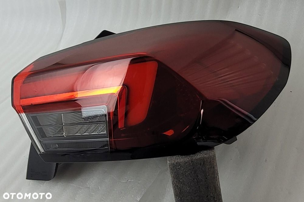 LAMPA TYLNA LED PRAWA OPEL CORSA F 2019- 9829317880 OPEL - 4