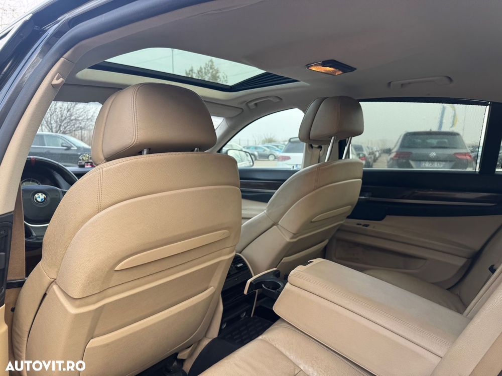 BMW Seria 7 730d Aut. - 6