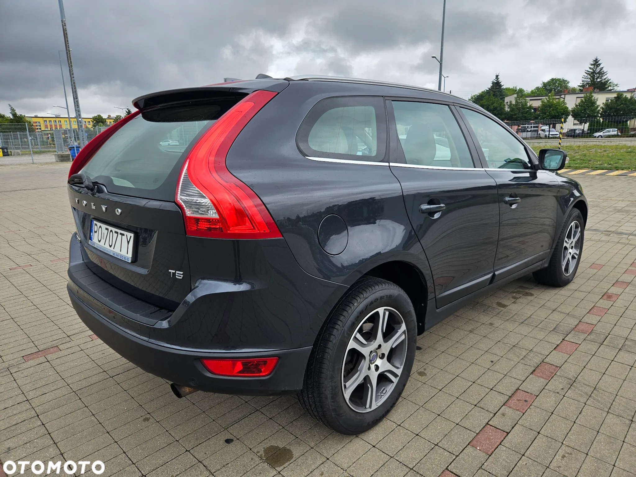 Volvo XC 60 T5 Momentum - 5