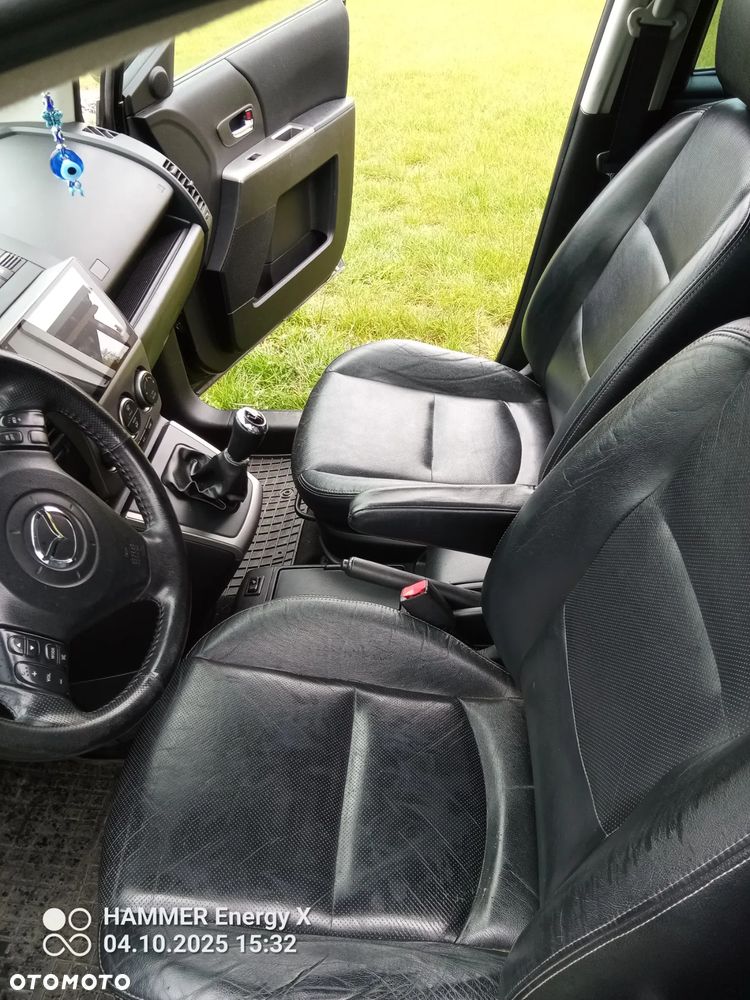 Mazda 5 - 15