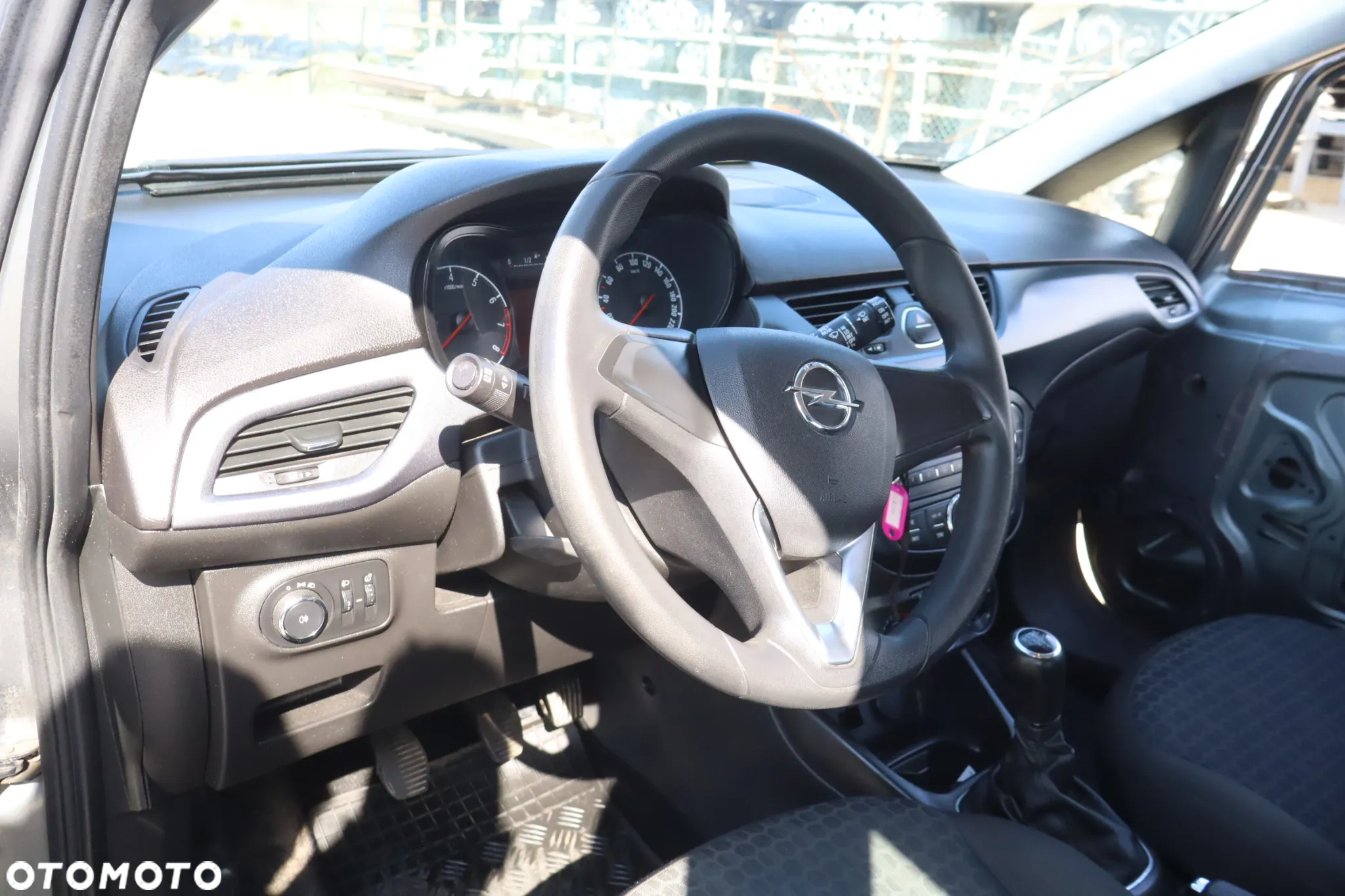 Opel Corsa 1.4 Enjoy - 10