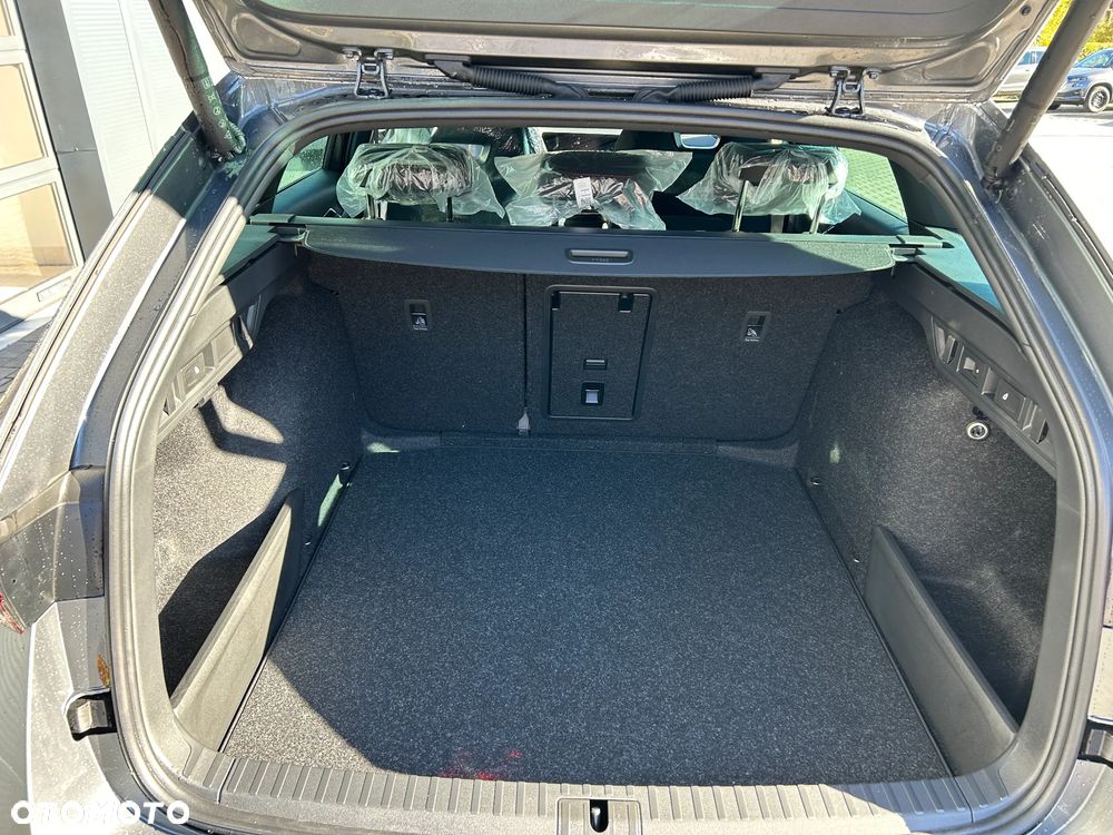 Skoda Octavia 2.0 TSI RS DSG - 9