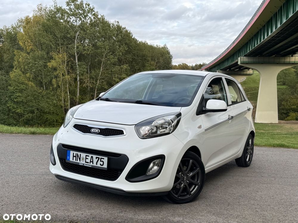 Kia Picanto 1.0 Fifa World Cup Edition - 15
