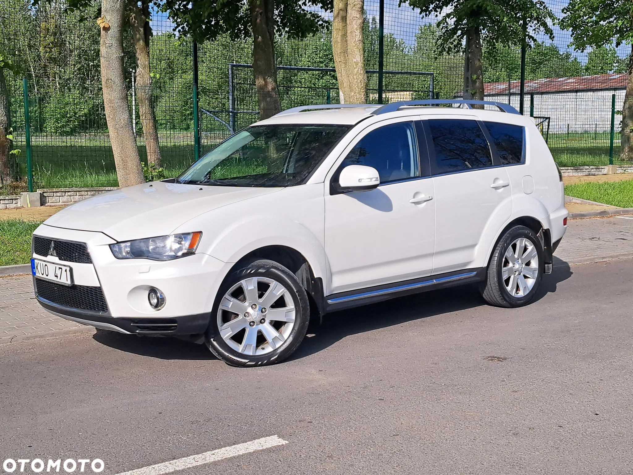 Mitsubishi Outlander 2.4 Instyle EU5 CVT - 4