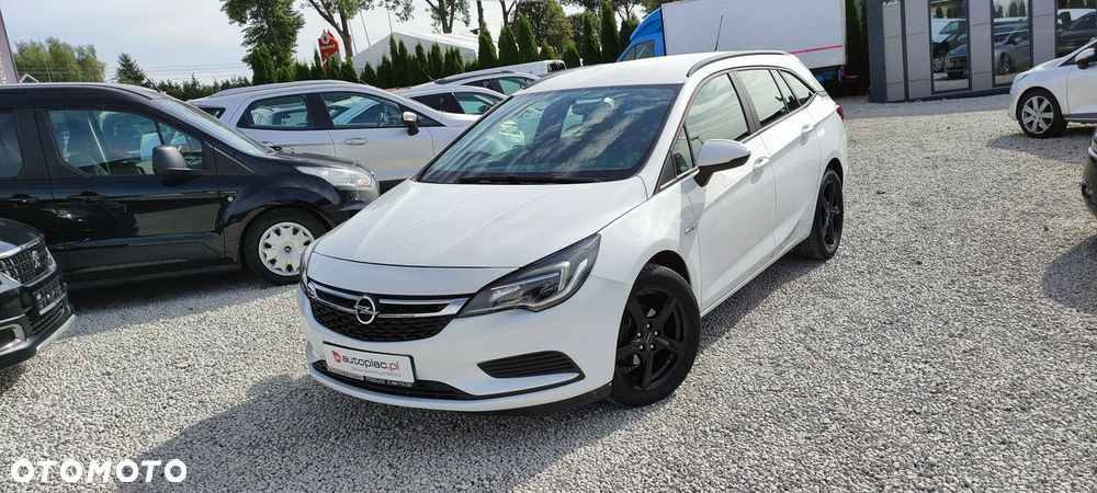 Opel Astra - 11