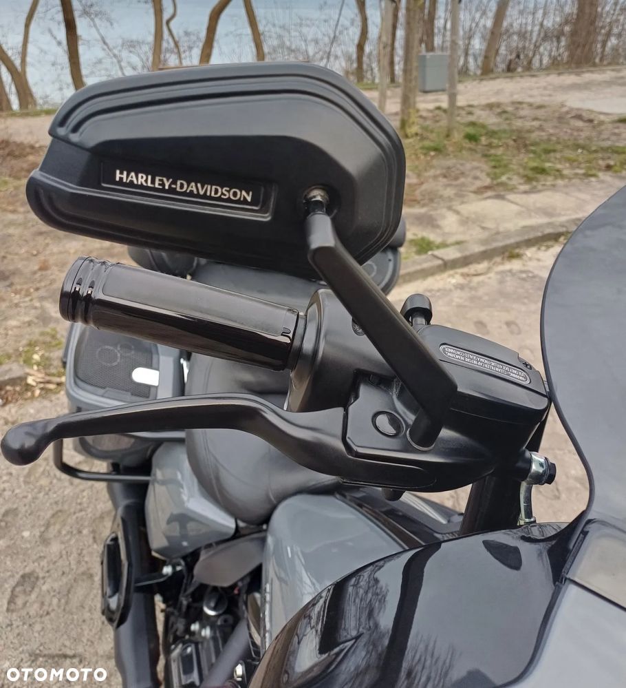 Harley-Davidson Touring Ultra Limited - 10