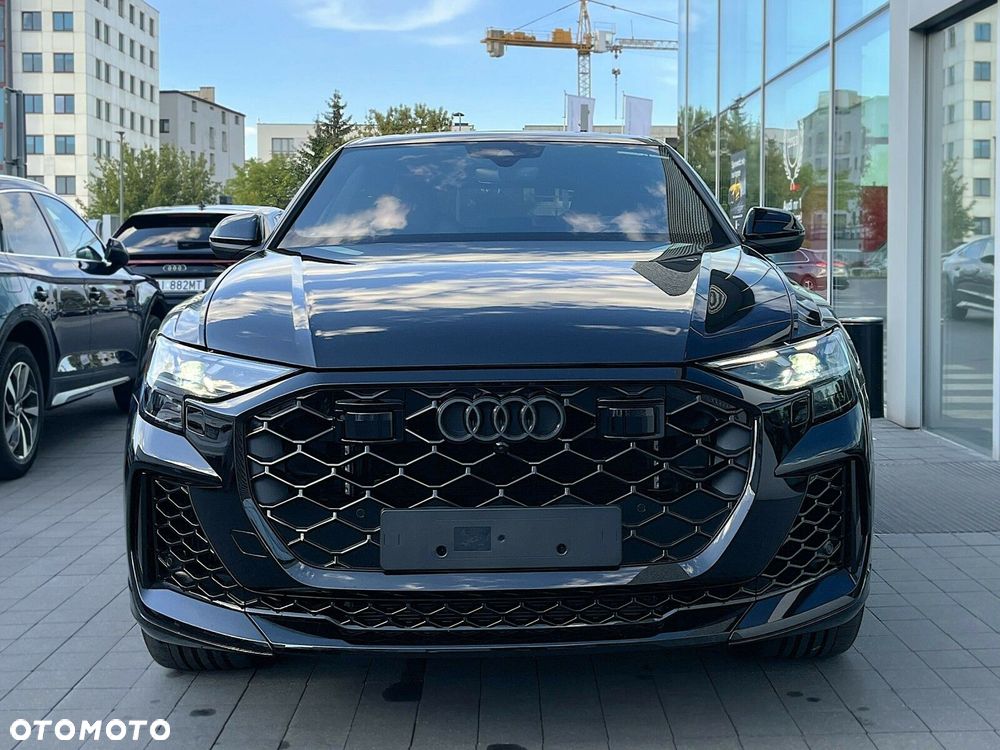 Audi RS Q8 - 26