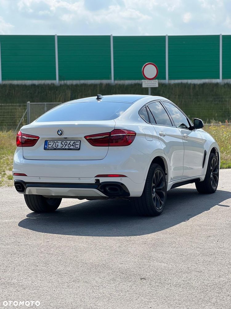 BMW X6 xDrive40d - 23