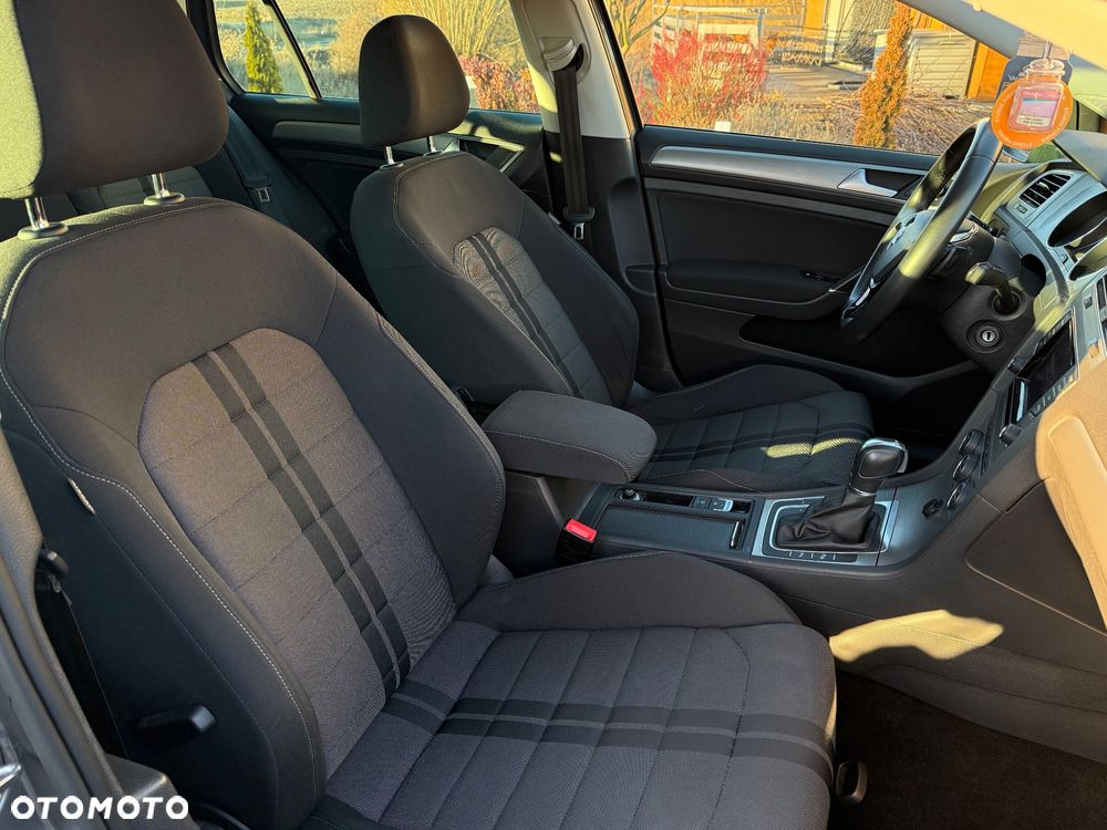 Volkswagen Golf 1.2 TSI DSG Comfortline - 27