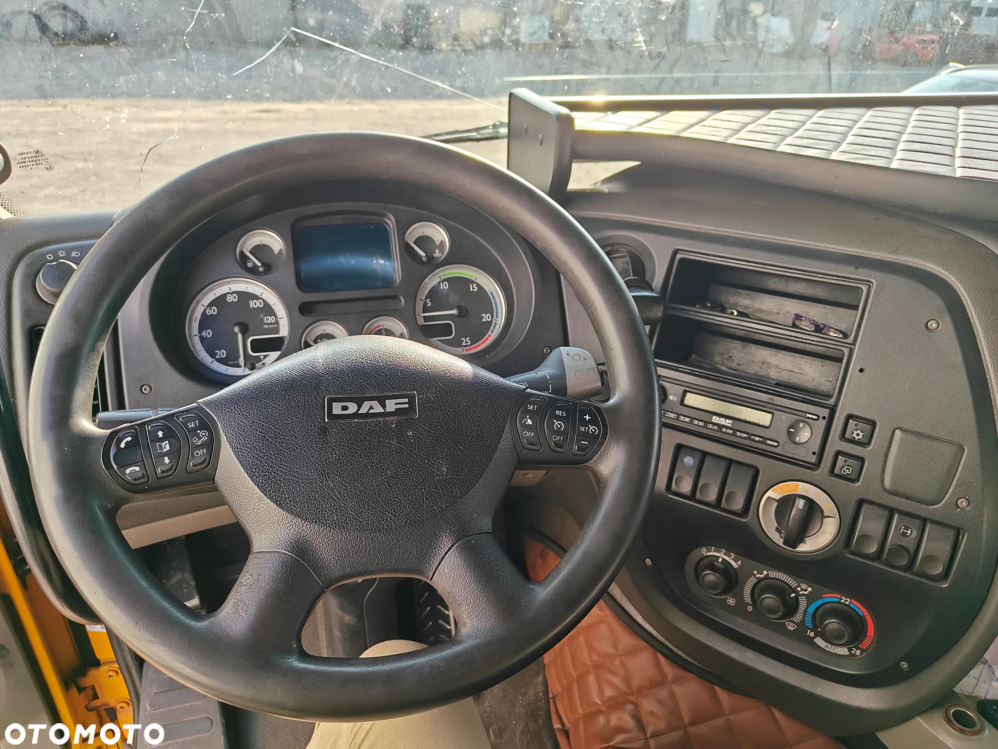 DAF XF105.460 - 4