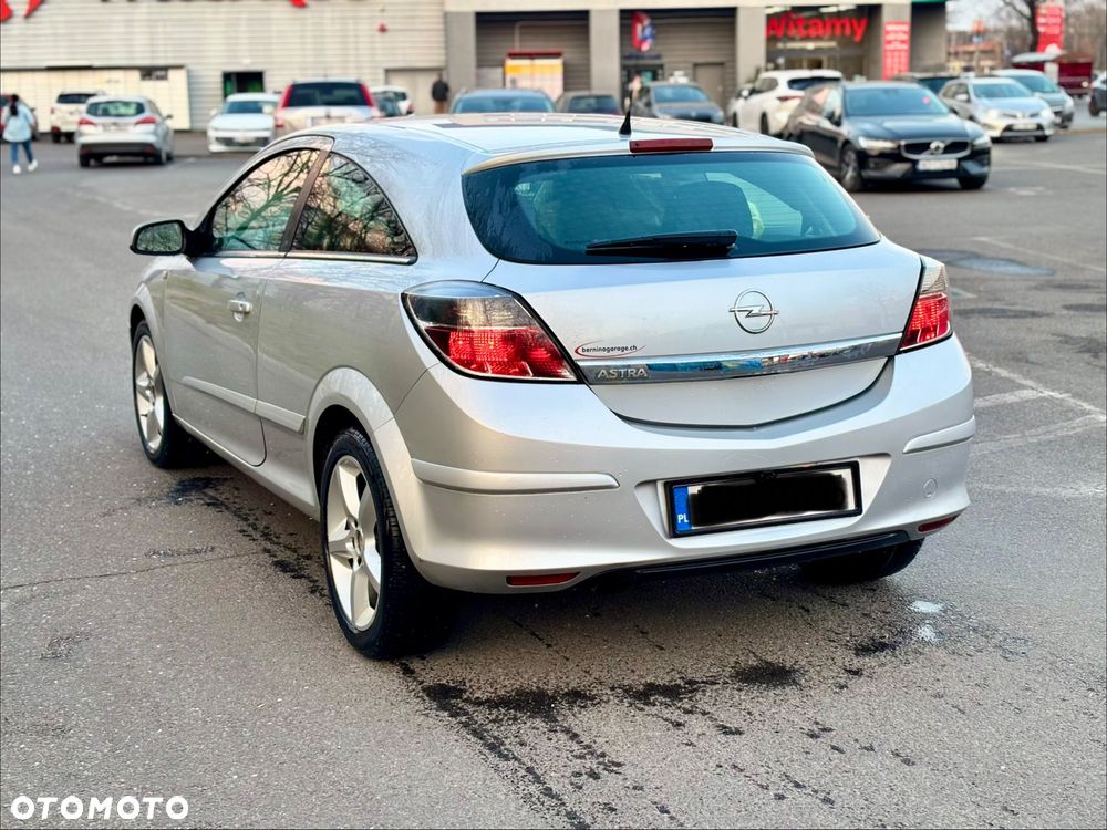 Opel Astra 2.0 T Sport - 4