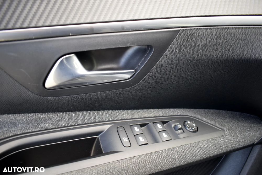 Peugeot 5008 1.5L BlueHDI EAT8 S&S GT - 13