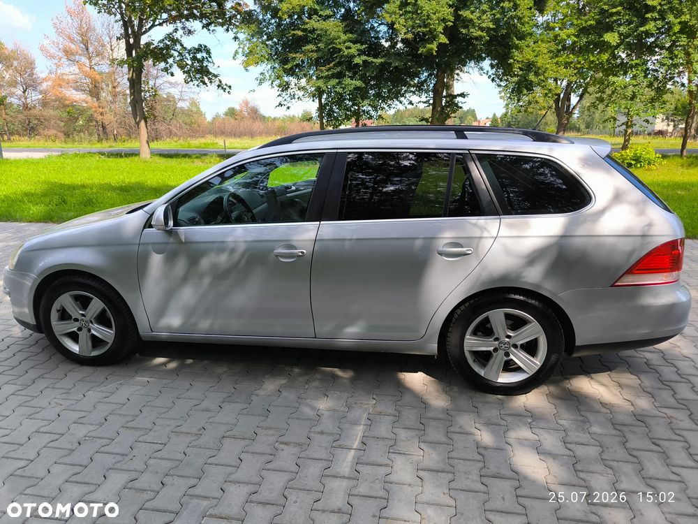 Volkswagen Golf 2.0 TDI Comfortline - 15