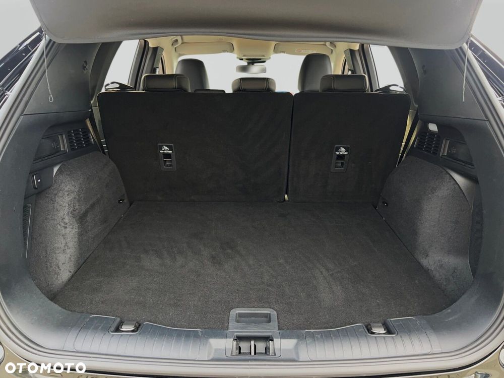 Ford Kuga - 11