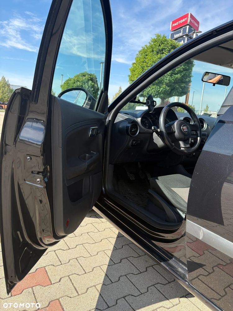 Seat Ibiza 1.4 16V Reference - 30