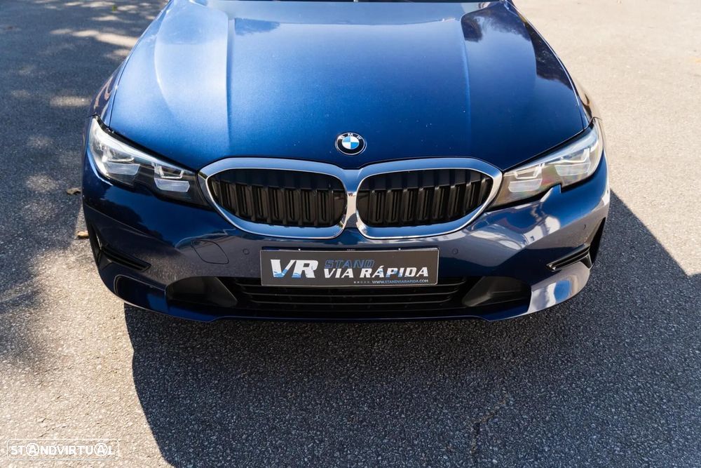 BMW 330 e Line Luxury Auto - 28
