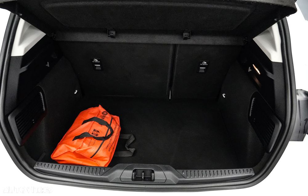 Ford Focus 1.5 EcoBlue Titanium Business - 25