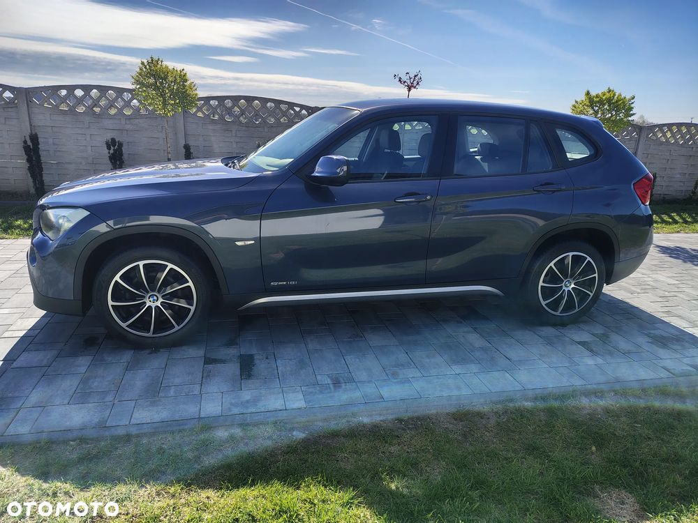BMW X1 sDrive18i xLine - 3
