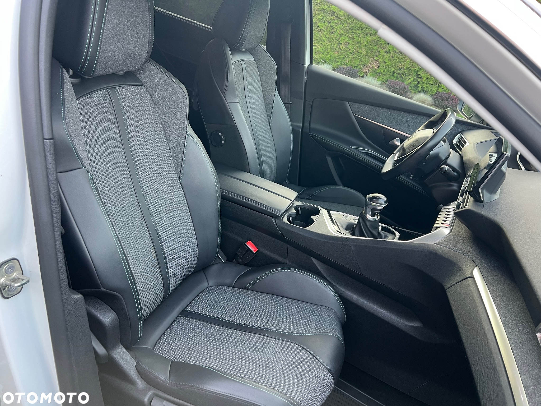 Peugeot 5008 1.5 BlueHDi Allure Pack S&S - 16