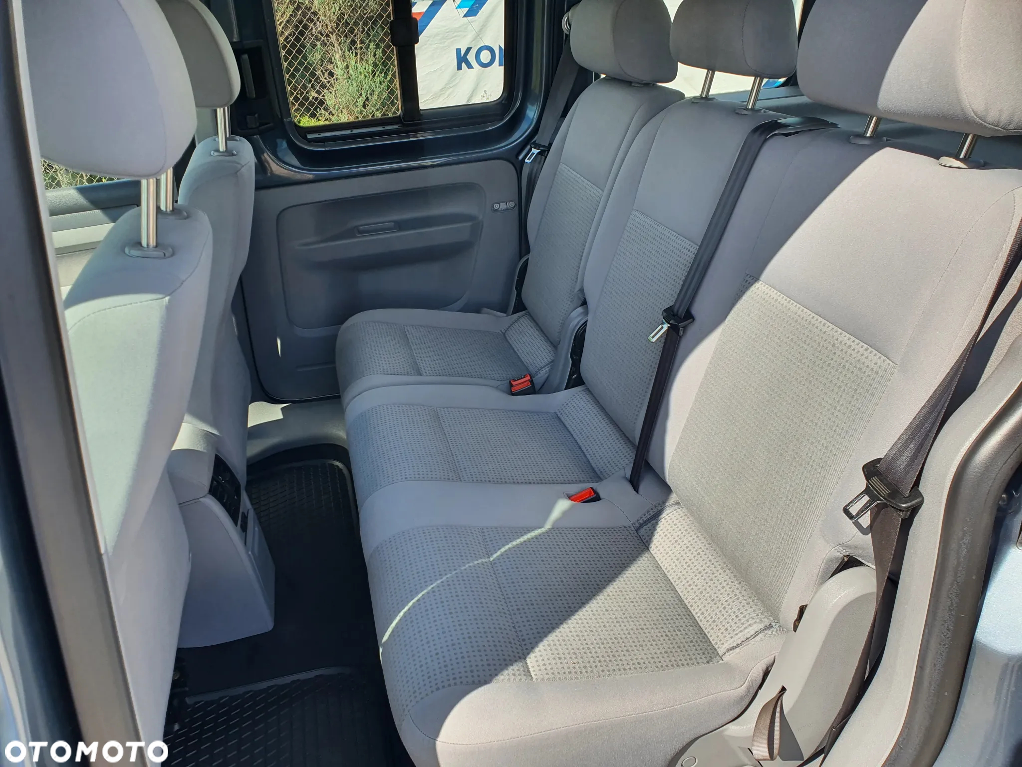 Volkswagen Caddy 1.6 Life - 11