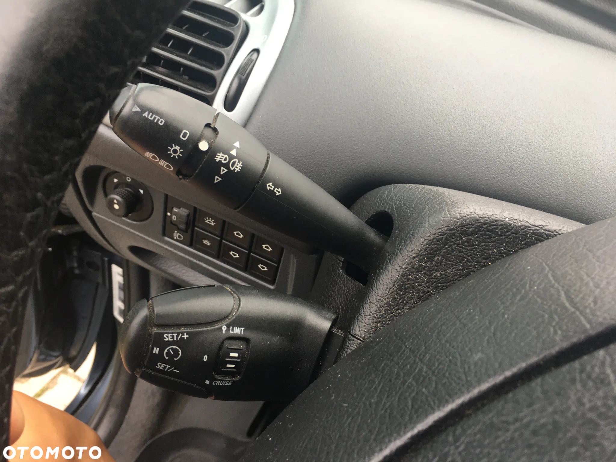 Citroën Xsara Picasso 1.6 HDI Exclusive - 20