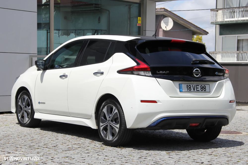 Nissan Leaf N-Connecta - 11