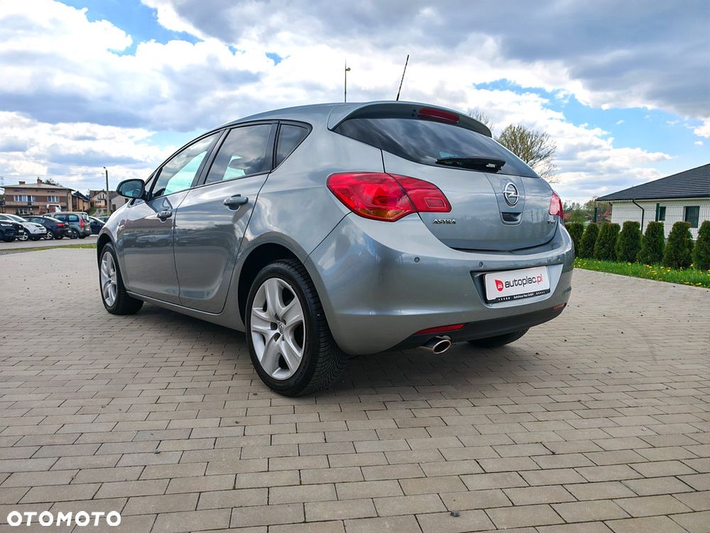Opel Astra 1.4 Turbo Edition - 14