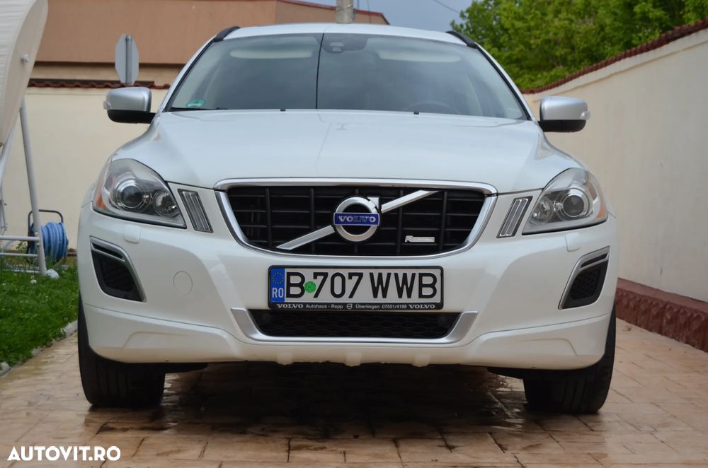 Volvo XC 60 2.4D AWD Aut. RDesign - 5