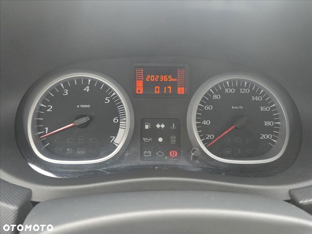 Dacia Duster 1.5 dCi Laureate - 14