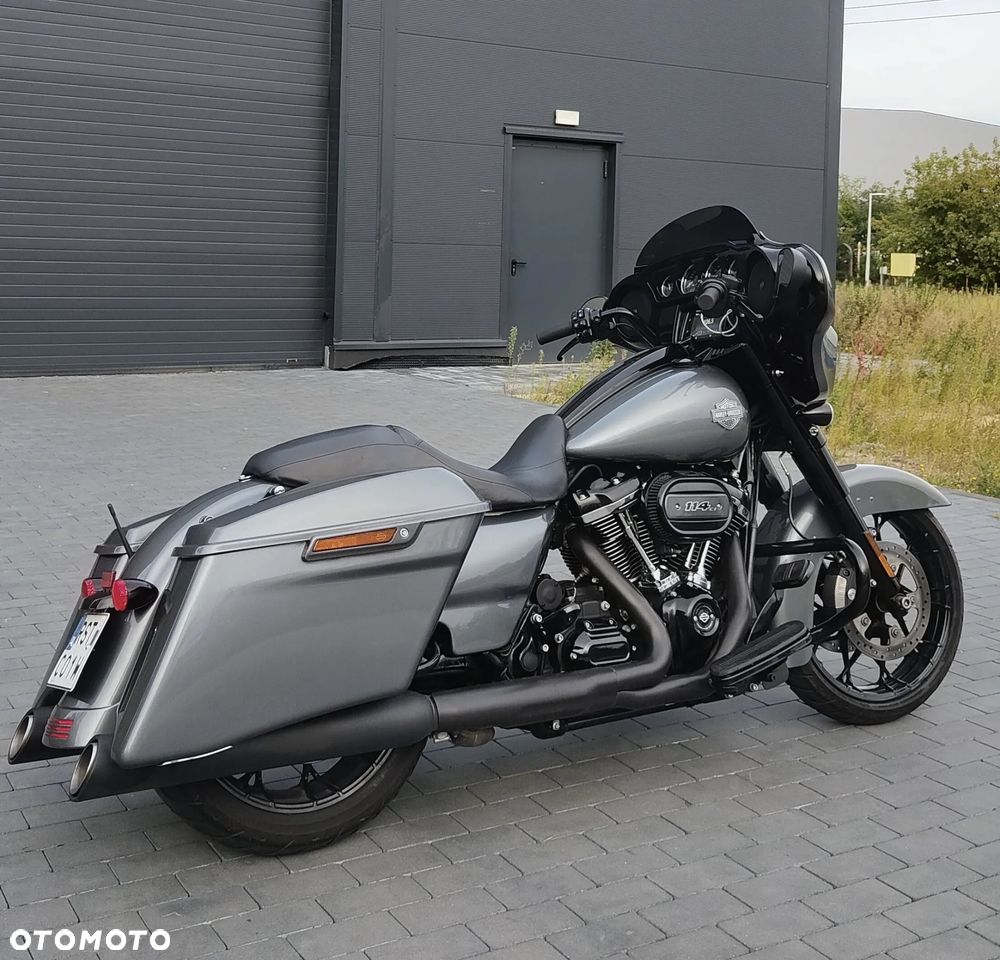 Harley-Davidson Touring Street Glide - 10