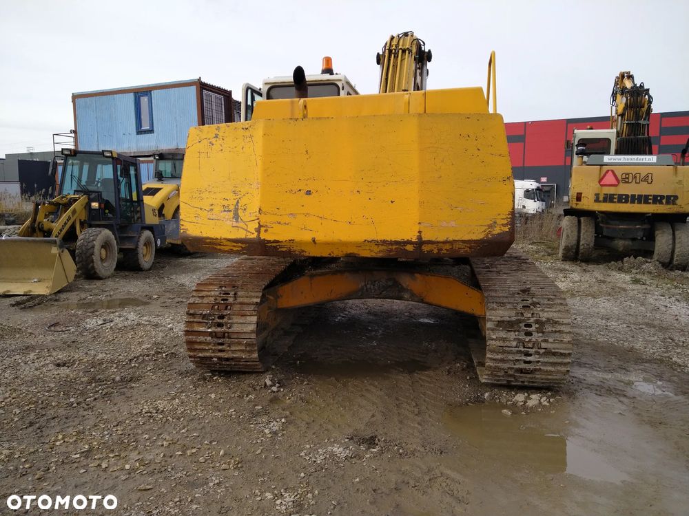 Komatsu PC210-5K - 11