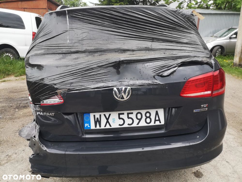 Volkswagen Passat 1.6 TDI BlueMotion - 23