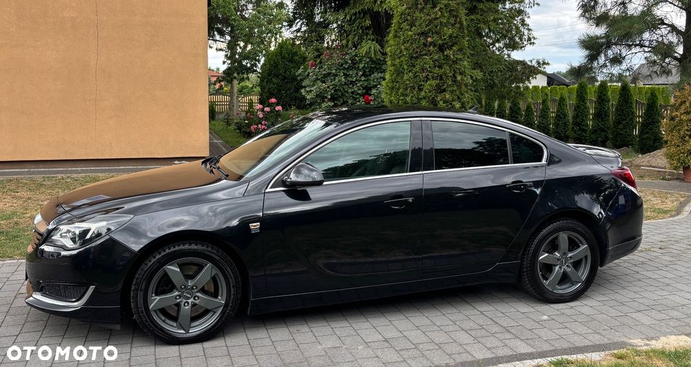 Opel Insignia 2.0 T Cosmo S&S - 3