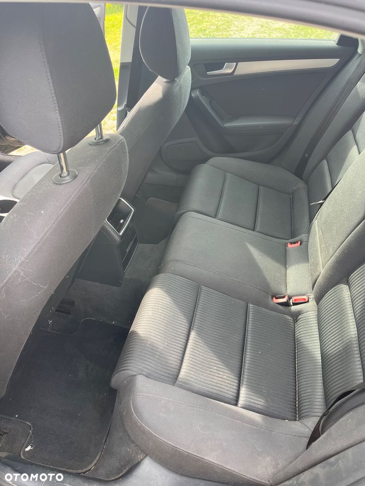 Audi A4 Limousine 2.0 TDI 115g DPF Attraction - 5