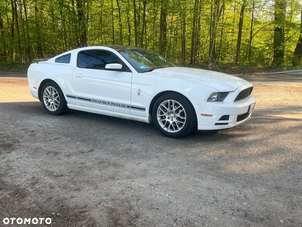 Ford Mustang 3.7 V6 Premium - 4