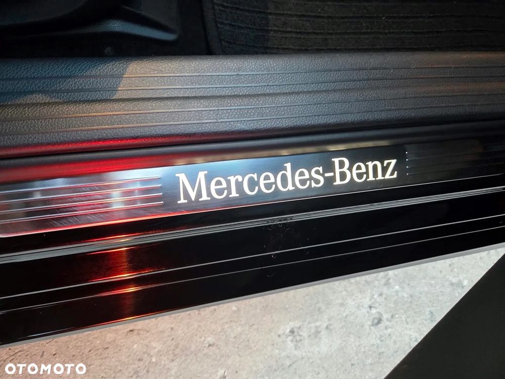 Mercedes-Benz Klasa A 180 7G-DCT Activity Edition - 16