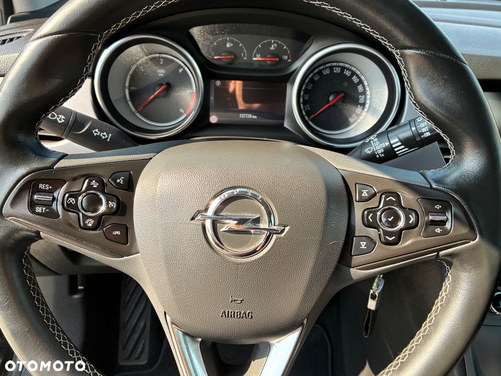 Opel Astra 1.6 D (CDTI) Start/Stop Dynamic - 19