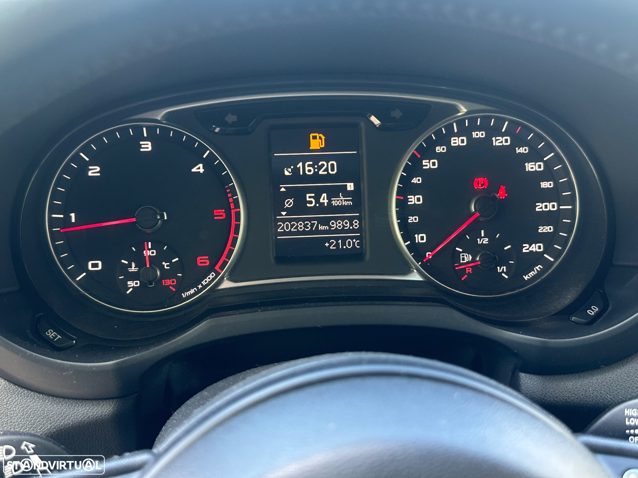 Audi A1 1.6 TDI S line Sport Pack - 20