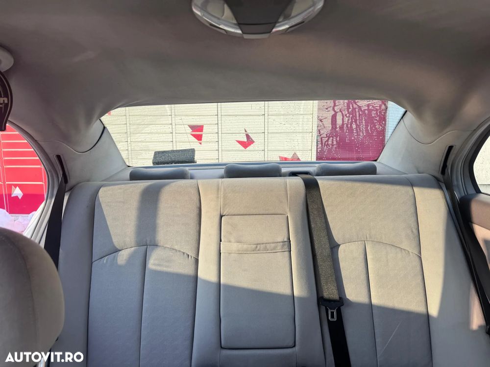 Mercedes-Benz E 200 CDI Classic - 11