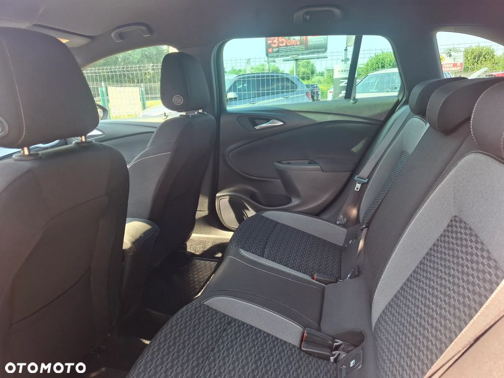 Opel Astra 1.2 T Edition S&S - 23