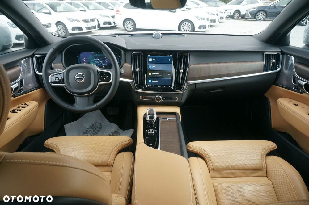 Volvo V90 Cross Country B5 D AWD Ultimate - 12