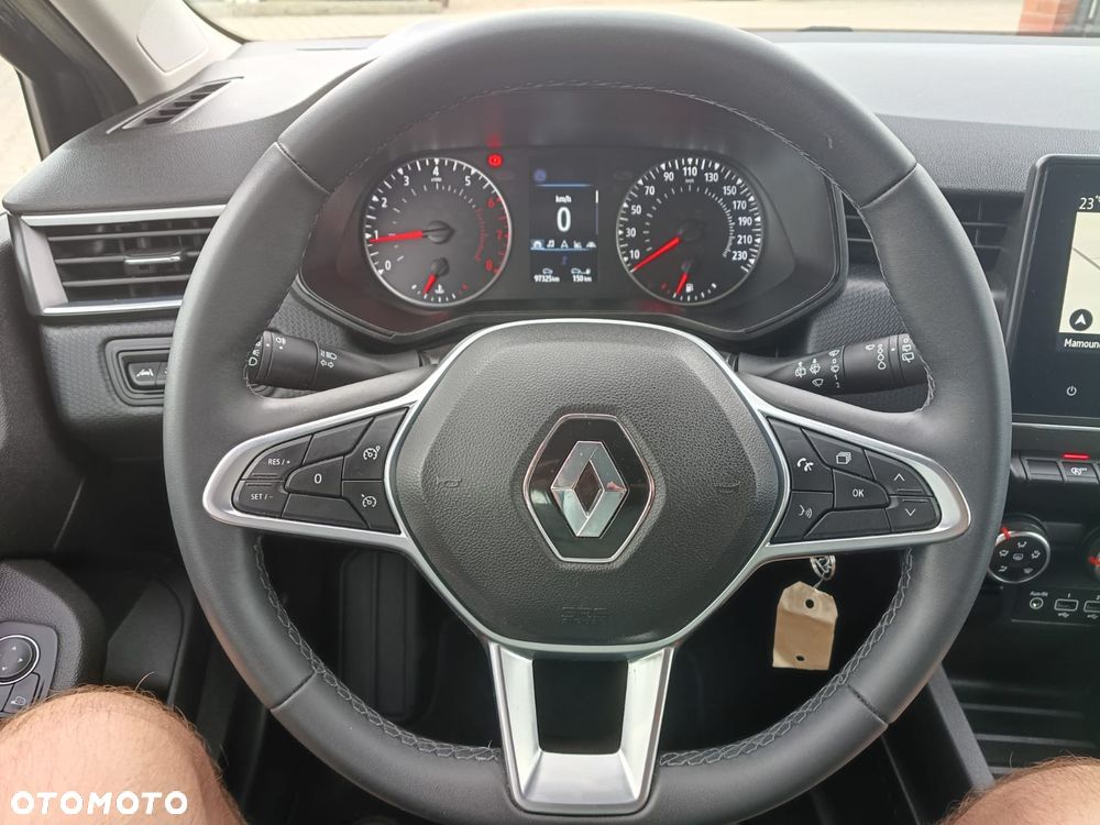Renault Clio - 17