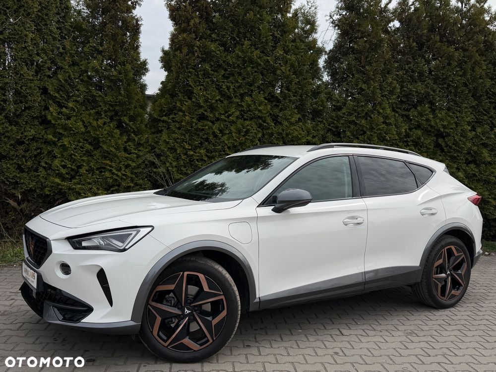 Cupra Formentor 1.4 e-Hybrid DSG Priority - 1