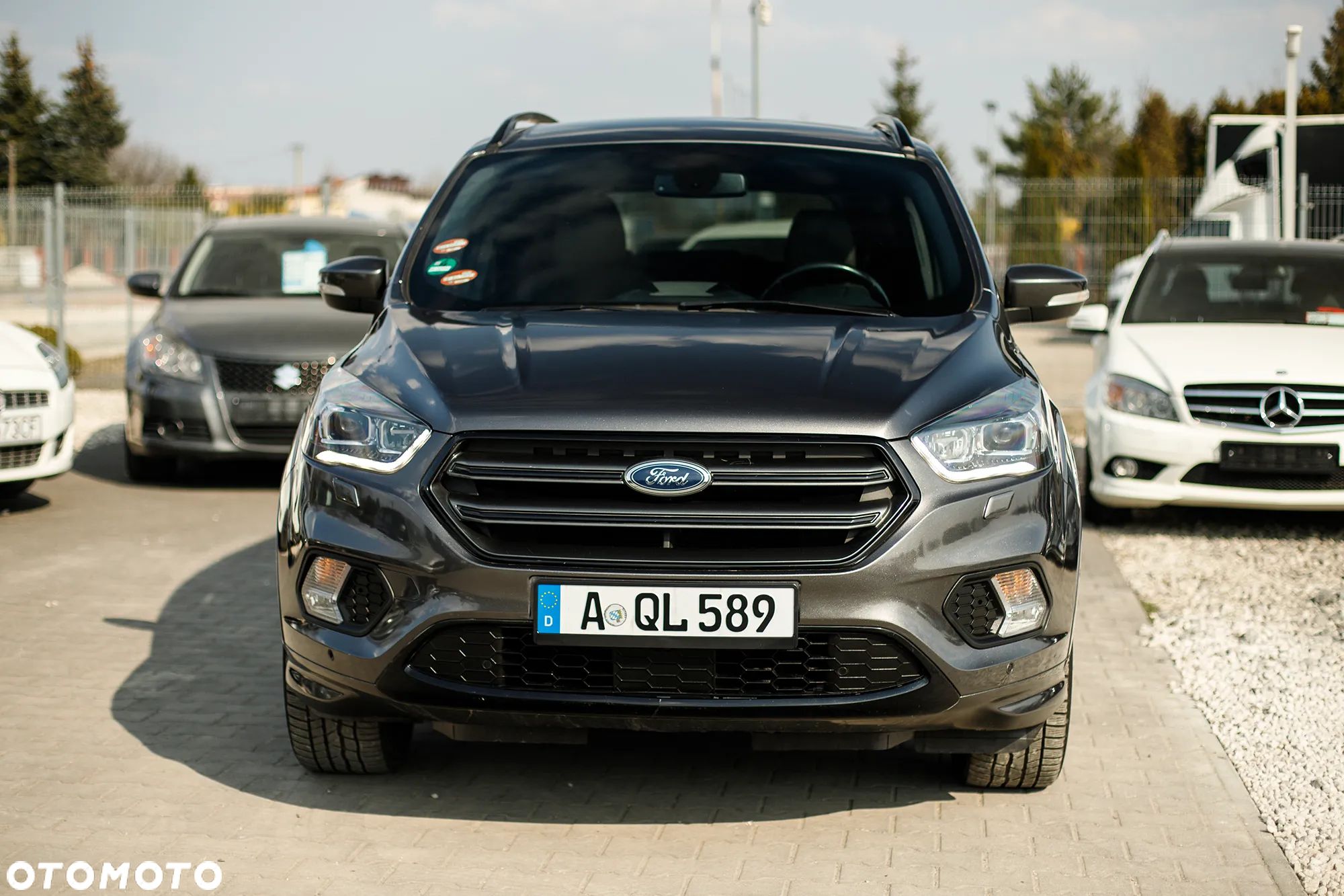 Ford Kuga 1.5 EcoBoost 2x4 ST-Line - 1