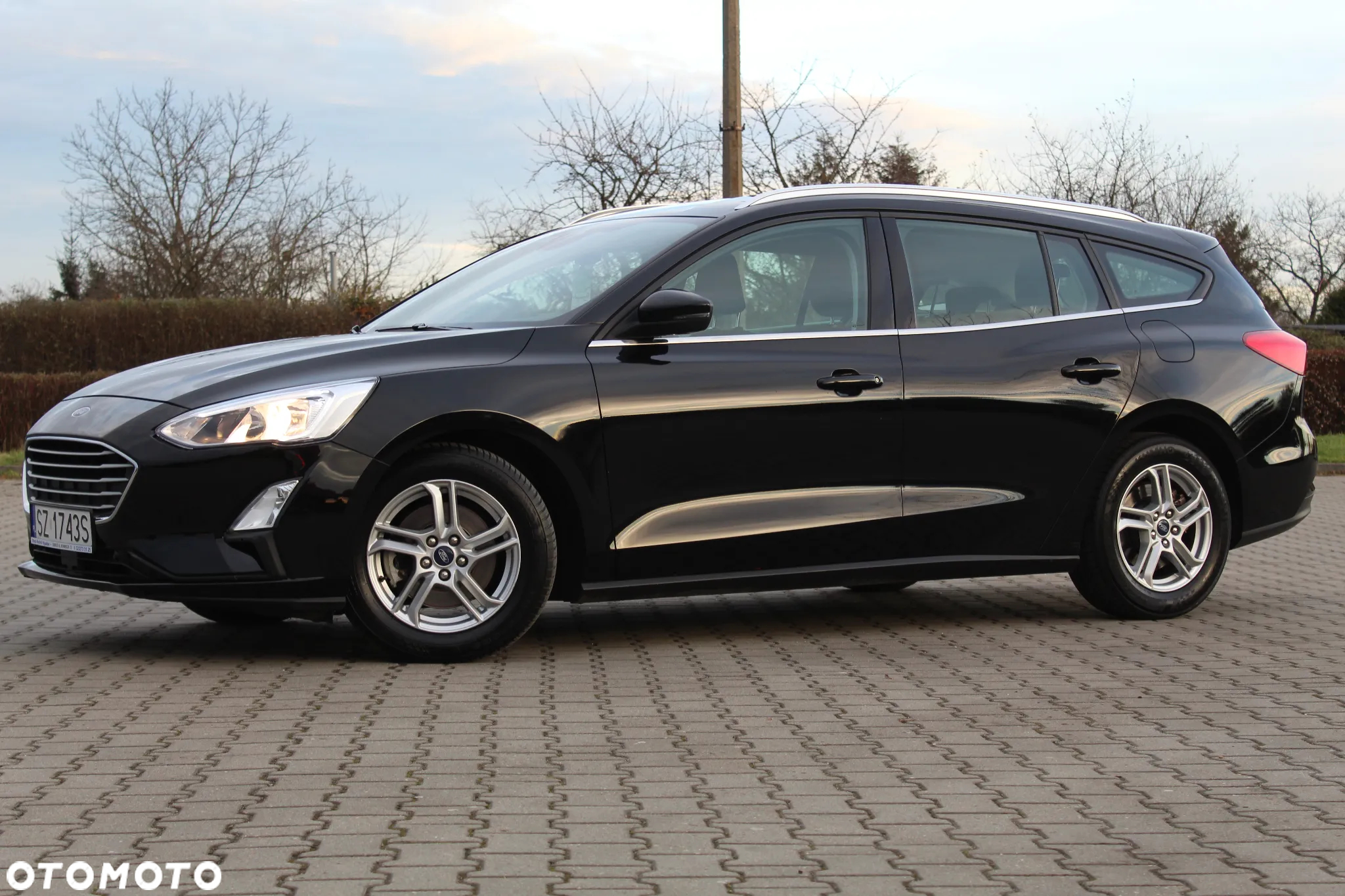 Ford Focus 1.0 EcoBoost Titanium - 3